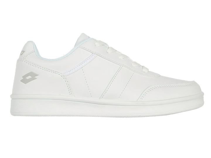 Tenis blancos Lotto Onus Laces JR con agujetas y suela blanca.