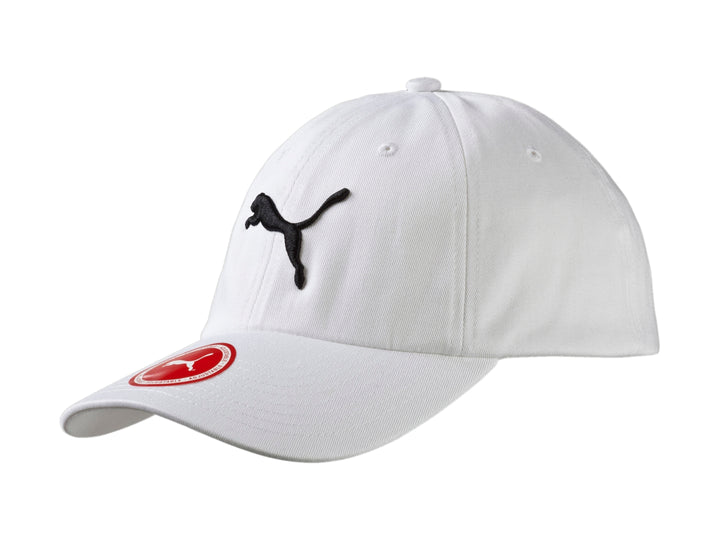 Gorra deportiva PUMA de color blanco con logotipo del felino bordado en negro en el frente.