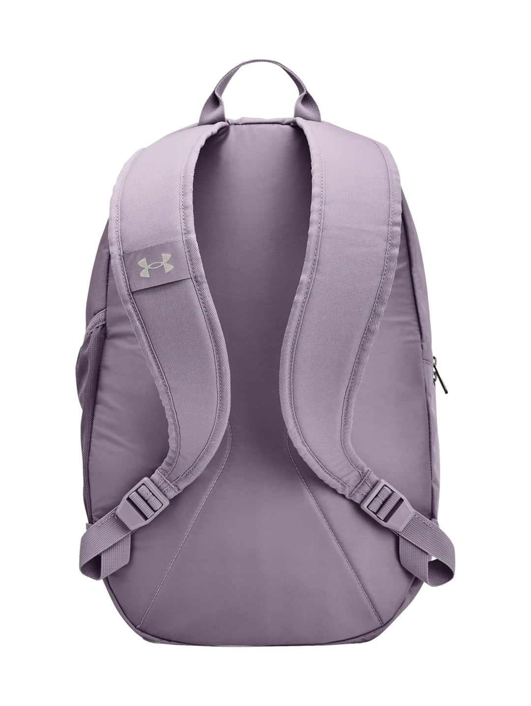 Mochila Under Armour UA Hustle Lite en color violeta gris con logotipo en dorado metálico.