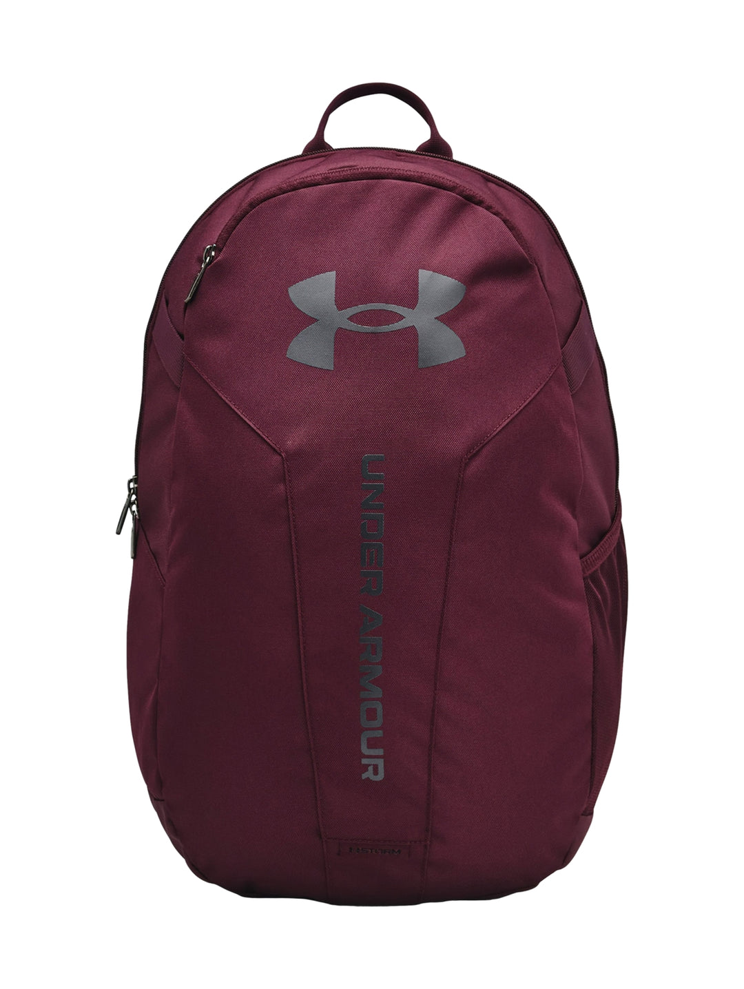 Mochila Under Armour Hustle Lite en color guinda con logotipo gris frontal y asa superior.