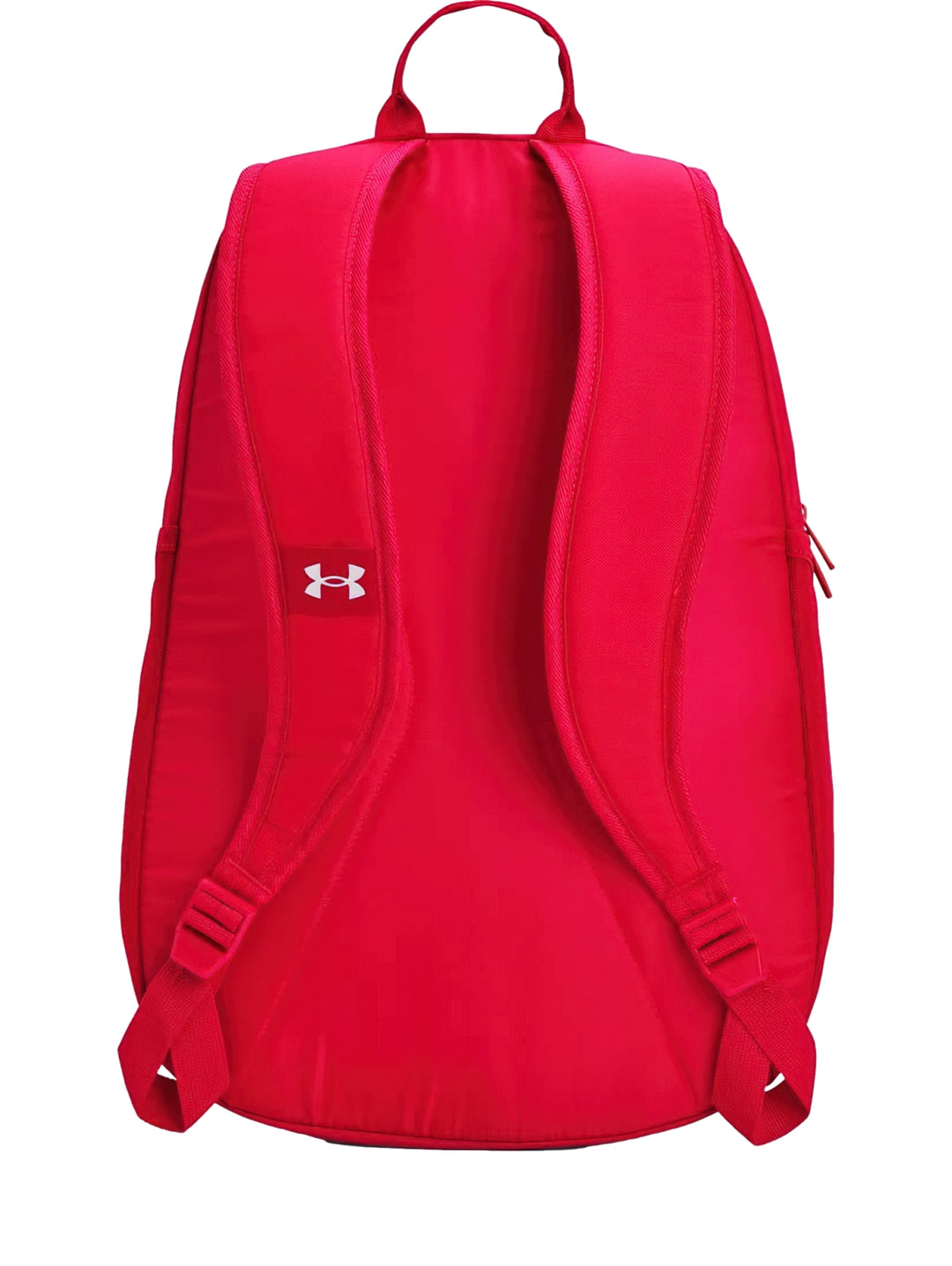 Mochila deportiva Under Armour de color rojo con logotipo blanco frontal y sistema de cordones elásticos.