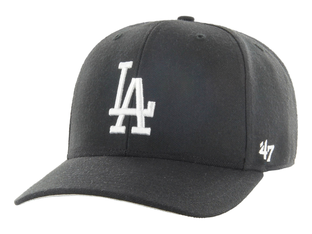 Gorra de béisbol color negro con logotipo LA bordado en blanco en el frente.