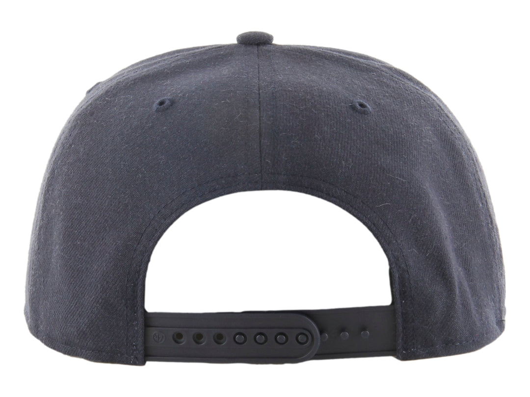 Gorra de béisbol color azul marino con logotipo bordado en blanco de los Dodgers de Los Ángeles y visera plana.