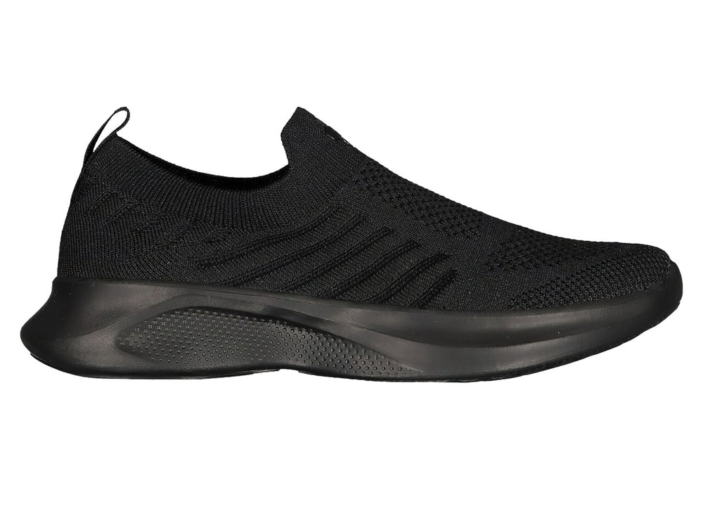 Par de tenis deportivos Charly color negro, estilo slip-on sin cordones con acabado en tela tejida.