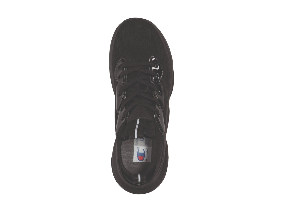 Tenis deportivos Champion color negro con suela gruesa y detalles en material sintético brillante.