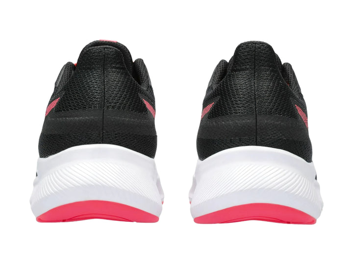Tenis deportivos ASICS Patriot 13 en color negro con detalles y agujetas en rosa diva y suela blanca.