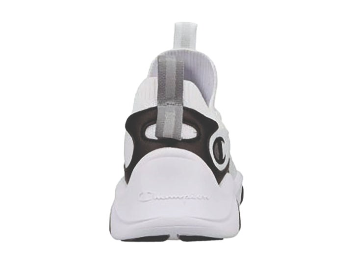 Tenis deportivos Champion color blanco con detalles en negro y suela gruesa.