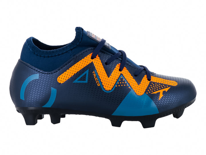 Zapato de fútbol Leon Trucco color azul marino con patrones en zigzag naranja y azul claro.