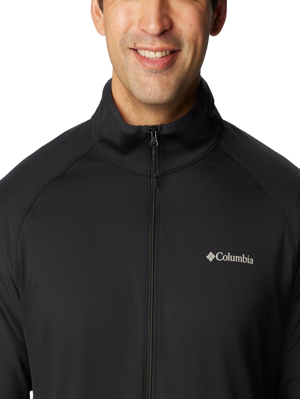 Hombre vistiendo una sudadera Columbia Mesa Knit de color negro con cierre frontal completo.