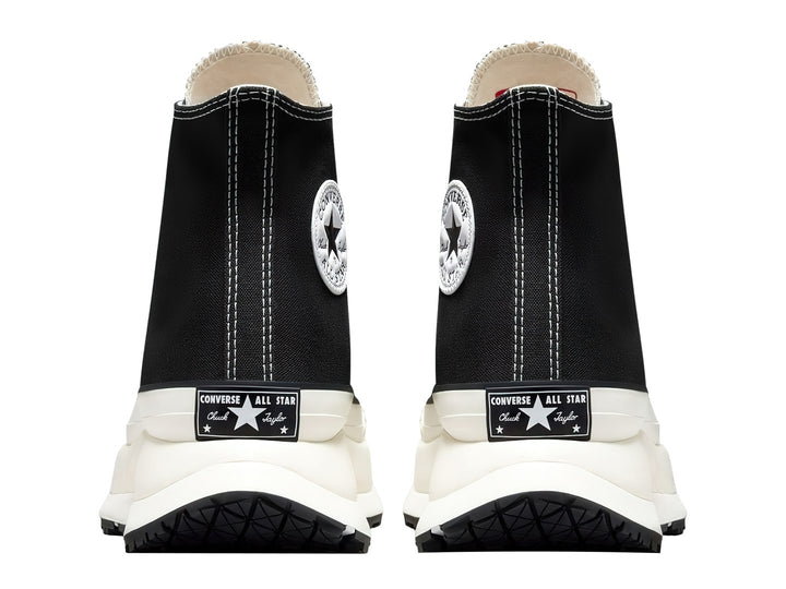 Tenis Converse Chuck 70 AT-CX de bota color negro con suela gruesa color blanco hueso.