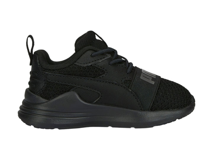 Tenis deportivos PUMA Wired Run Pure AC INF en color negro total para niño o niña.