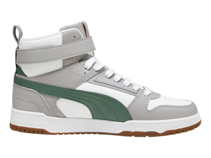 Tenis PUMA de corte alto en colores blanco, gris y verde con suela de goma marrón y correa en el tobillo.
