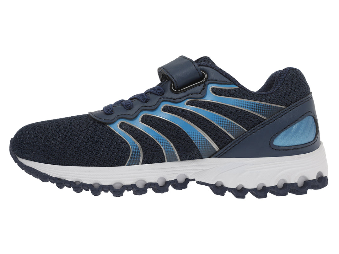 Tenis deportivos K-Swiss para niños en color azul marino con detalles amarillos y suela blanca.