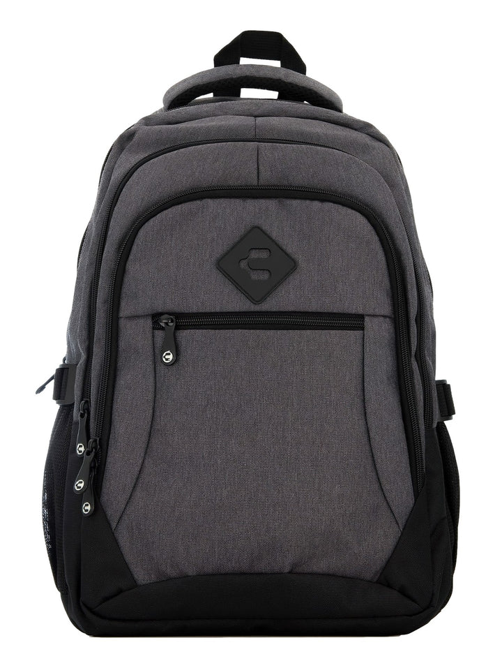 Mochila Charly color gris oscuro con detalles en negro y logotipo frontal, diseño deportivo y funcional.