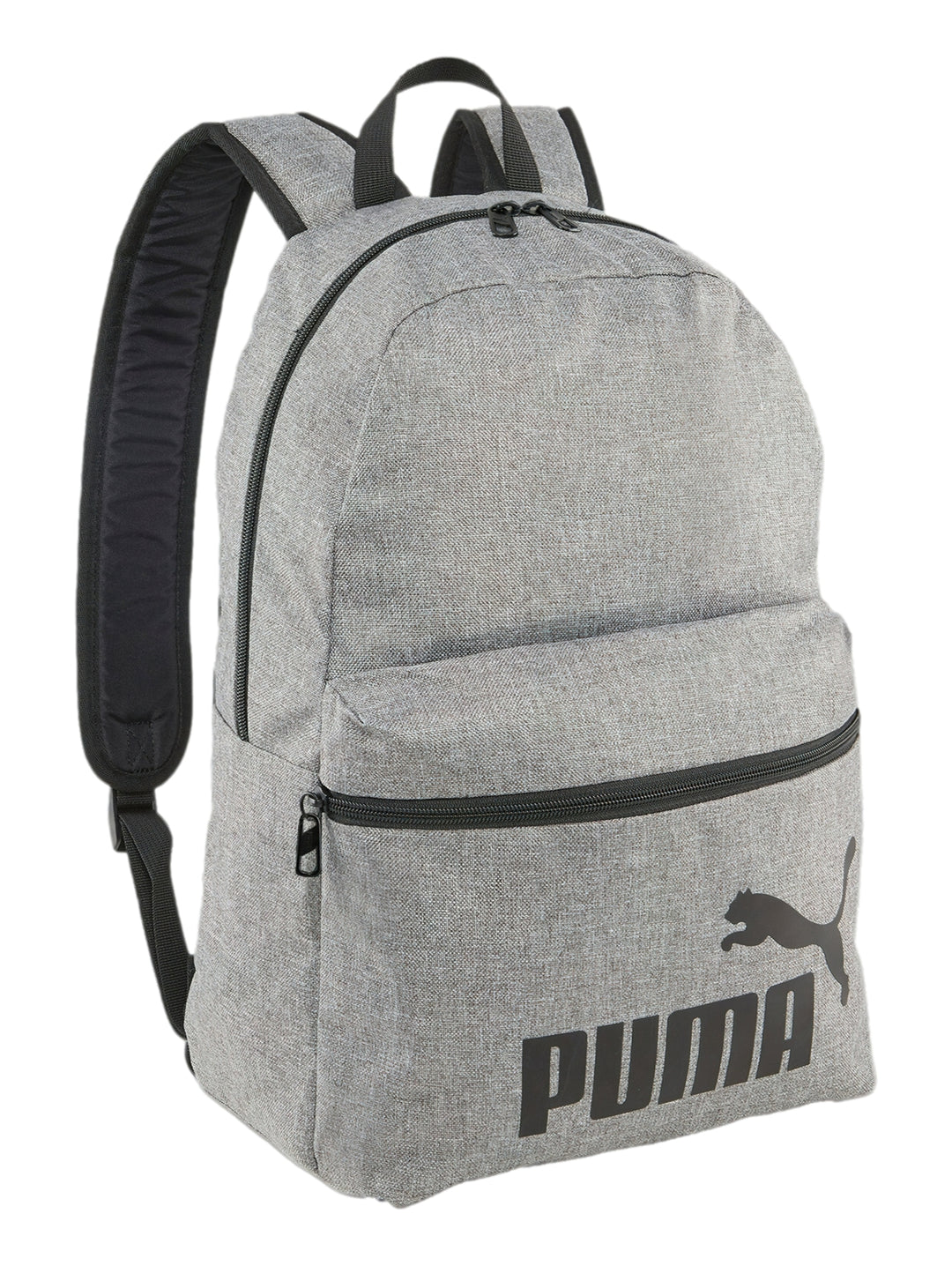 Mochila PUMA color gris jaspeado con detalles y logotipo en negro, ideal para uso escolar o deportivo.