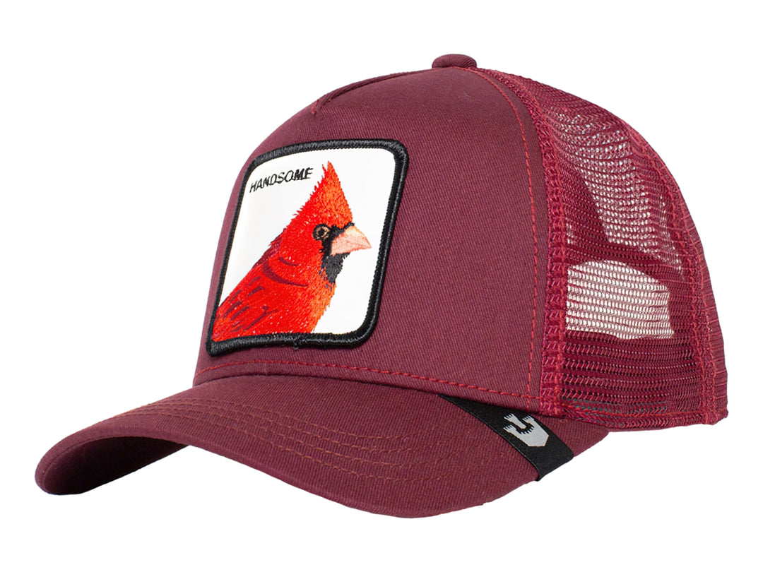 Gorra snapback color maroon con parche bordado de un pájaro cardenal rojo y texto Handsome.