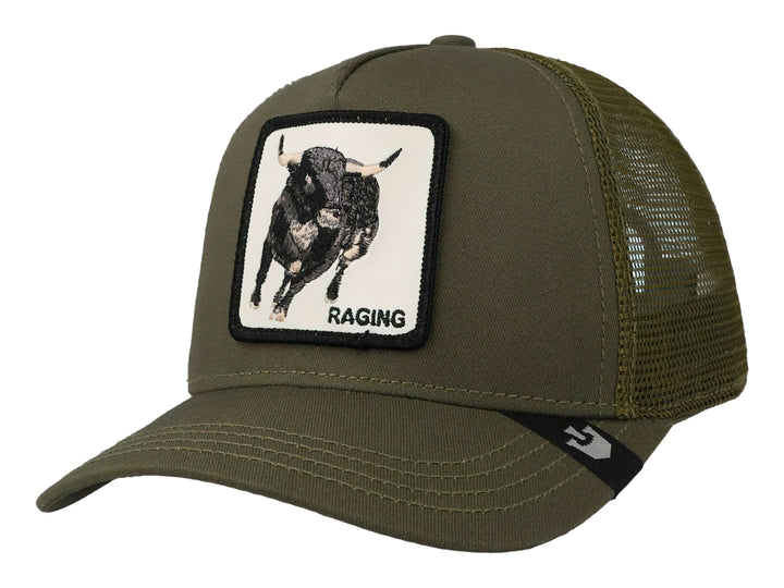 Gorra Goorin Bros color olive con parche frontal de un toro y malla trasera.