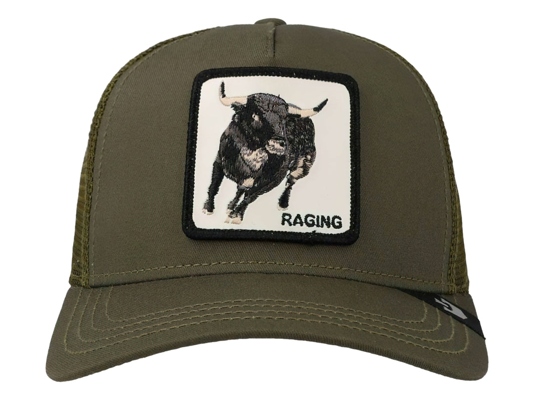 Gorra Goorin Bros color olive con parche frontal de un toro y malla trasera.
