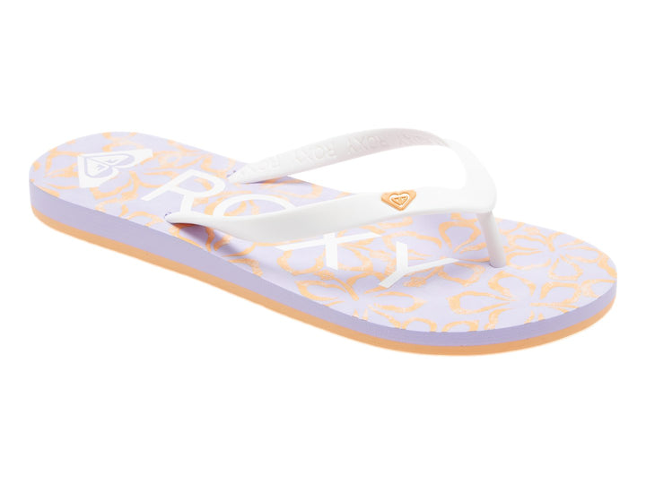 Sandalias Roxy Tahiti color blanco y lavanda con suela plana y correa en Y.