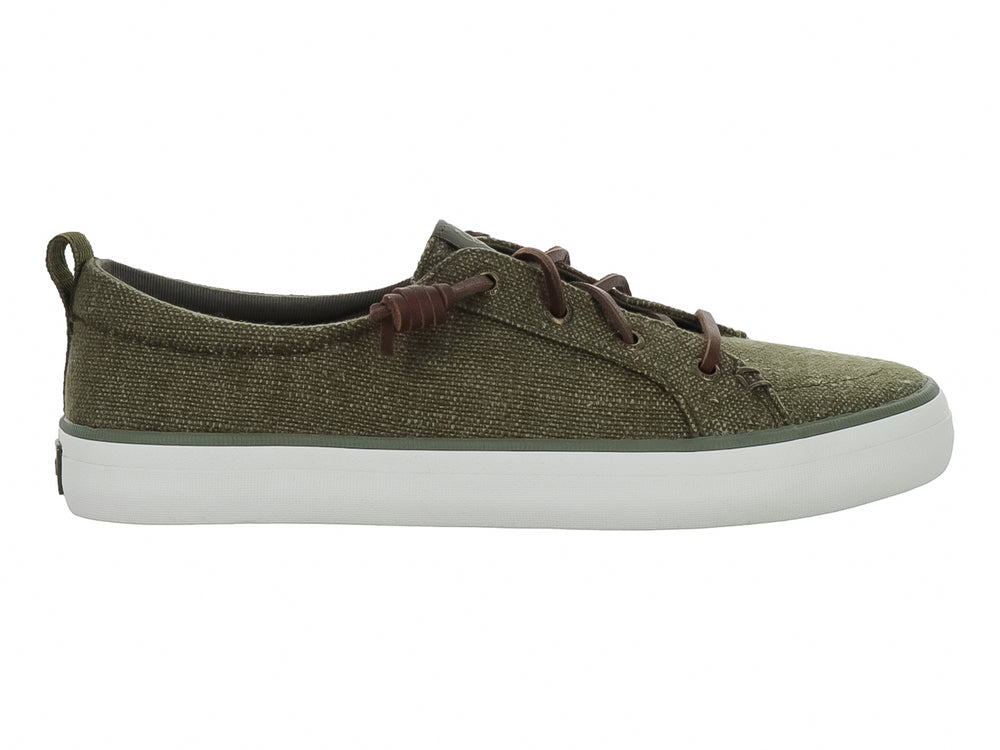 Zapato Sperry modelo Crest Vibe en color oliva con suela blanca y cordones marrones elásticos.