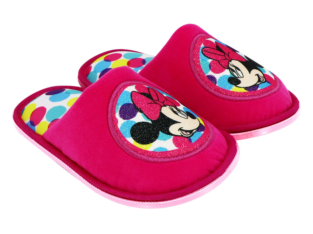 Par de pantuflas rosas para niña con diseño de Minnie Mouse y suela multicolor.
