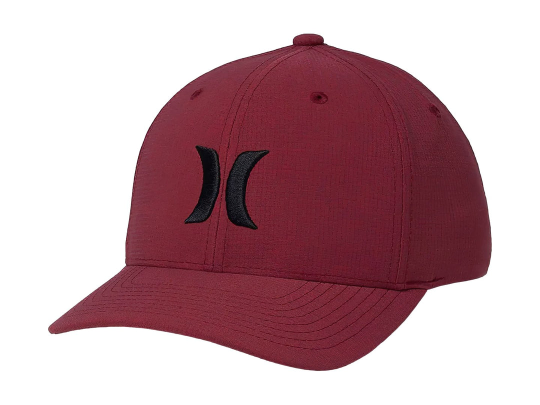 Gorra deportiva color rojo de la marca Hurley con logo frontal en color negro.
