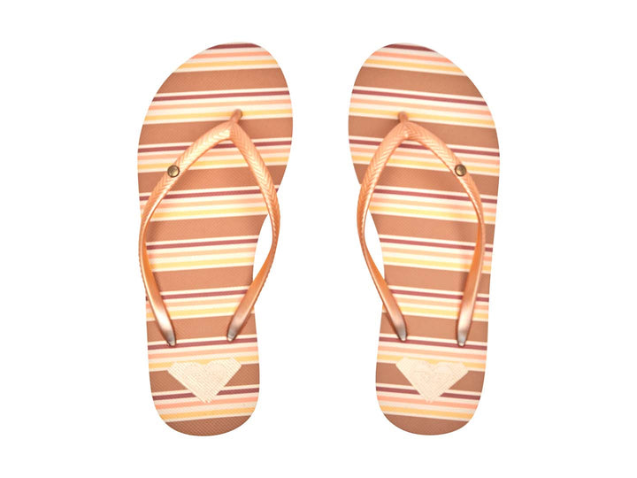 Sandalias de dedo Roxy con estampado de rayas en tonos tan, beige y blanco.