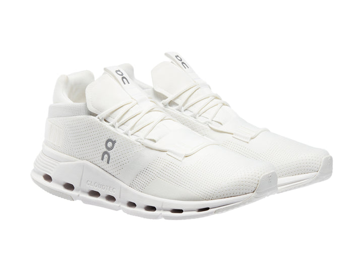 Tenis deportivos On Cloudnova color blanco con suela CloudTec y malla transpirable.