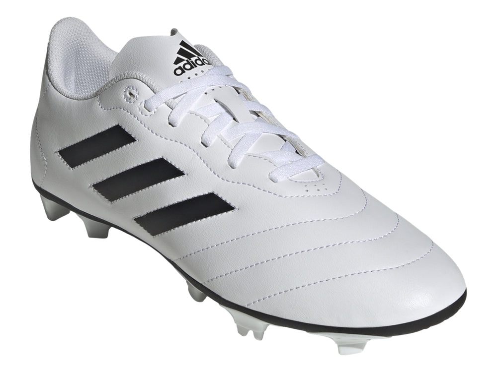 Zapato de fútbol Adidas Goletto VIII en color blanco con tres franjas negras laterales y suela de tacos blanca.
