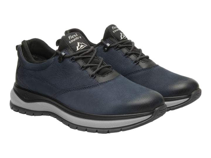 Zapato casual Flexi Randall Country en color azul marino con suela gris y negra para hombre.
