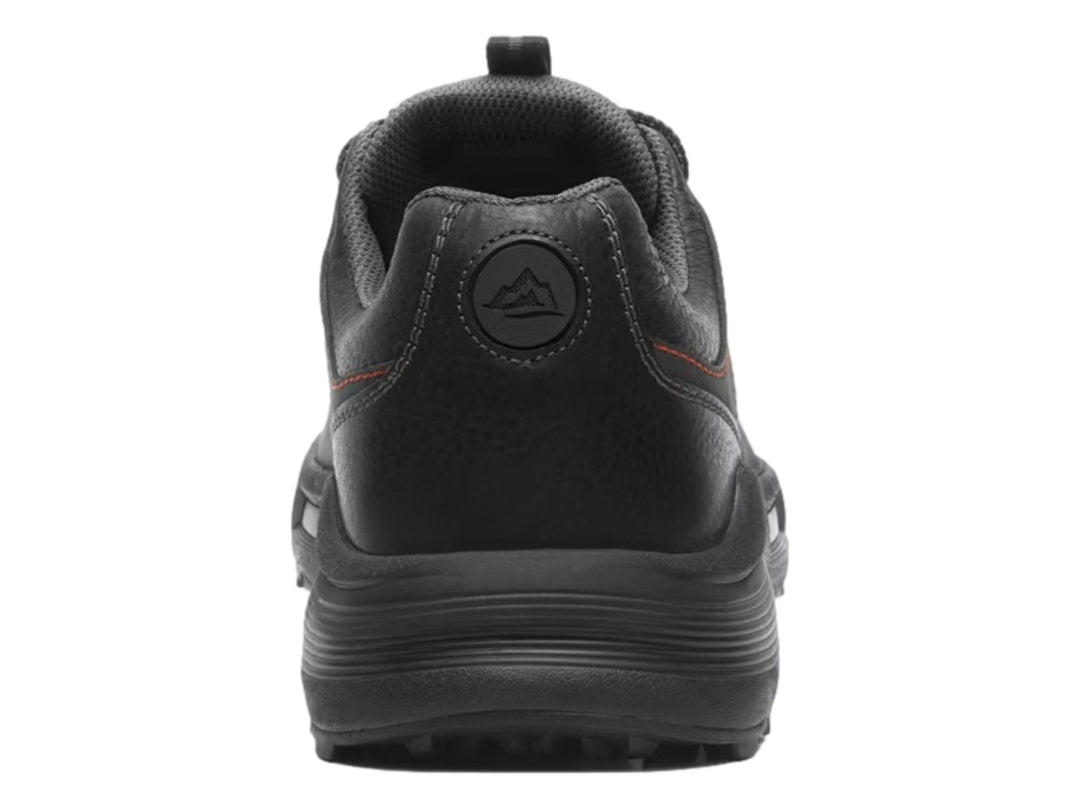 Zapato casual negro Flexi con suela gruesa y detalles de costuras rojas.
