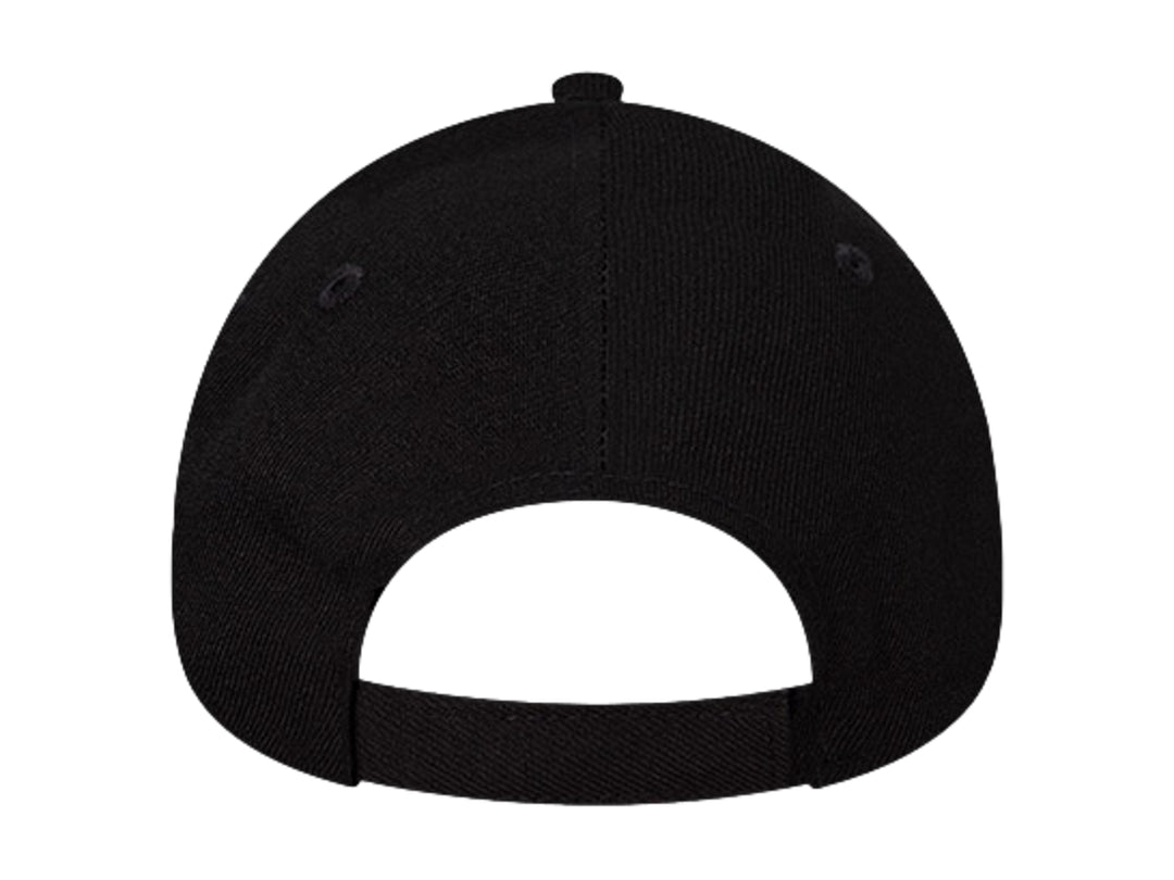 Gorra de béisbol New Era color negro con letra H bordada en el frente.