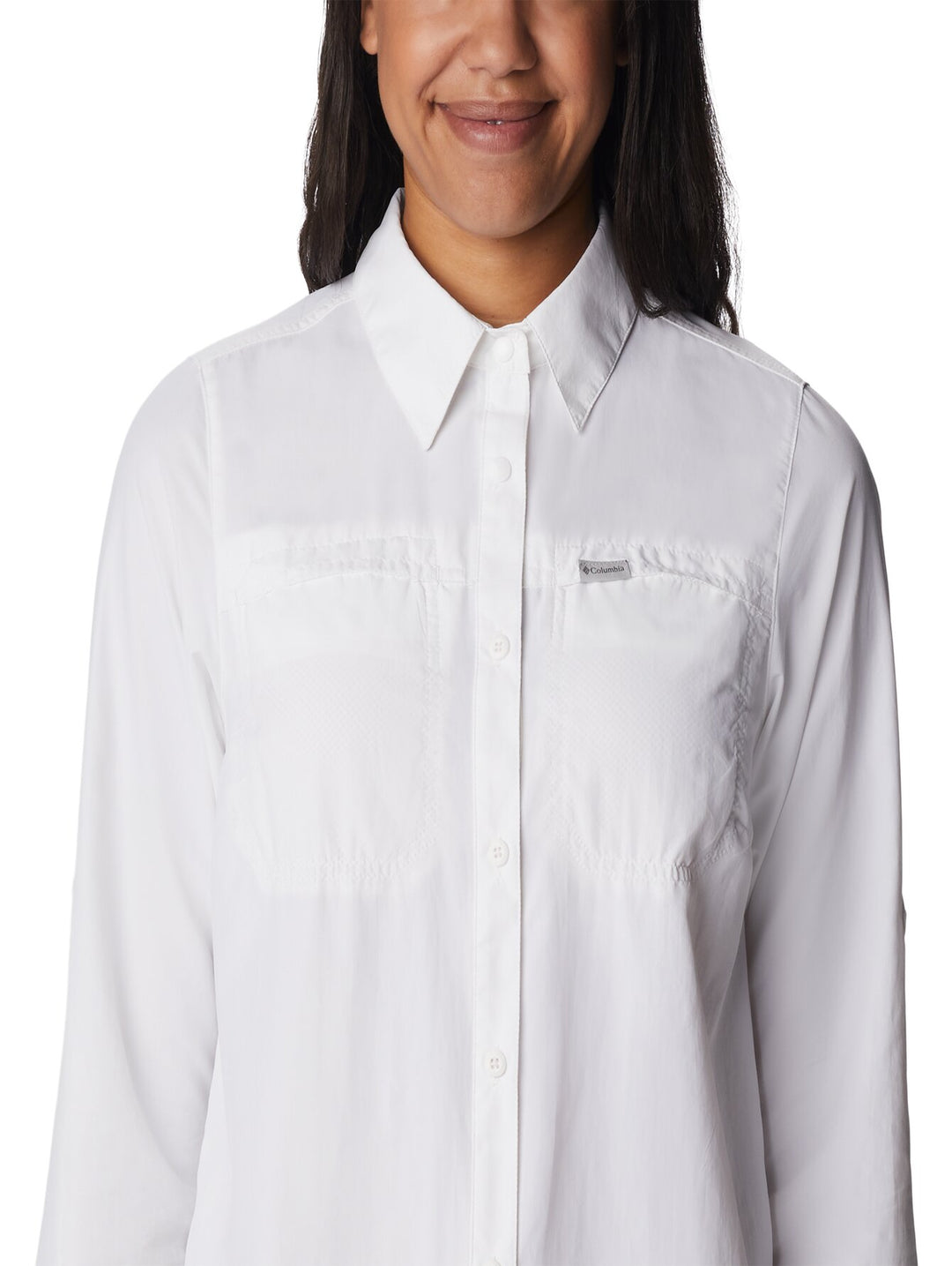 Camisa Columbia Silver Ridge 3.0 de color blanco, manga larga, con cuello y botones.