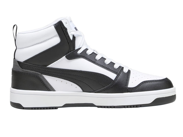 Tenis PUMA Rebound V6 de cuello alto en colores blanco y negro con detalles en gris.