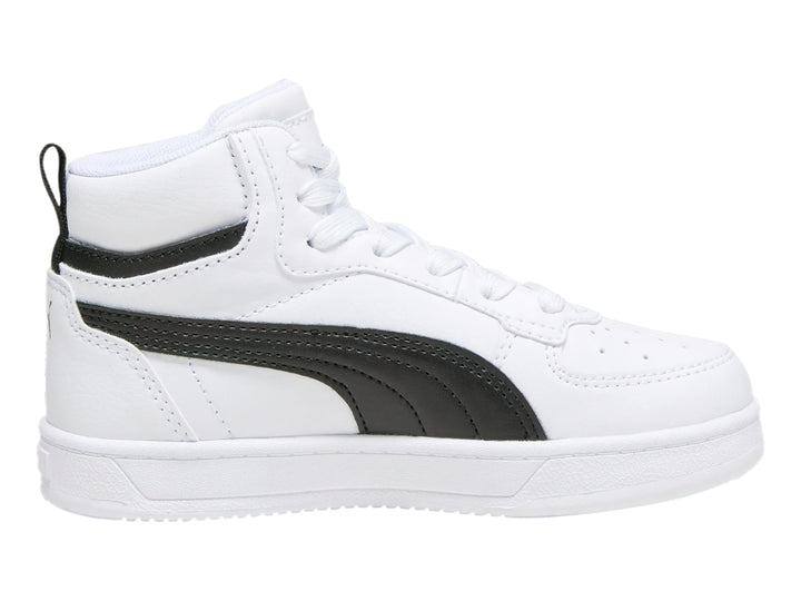 Tenis PUMA Caven 2.0 Mid color blanco con franja lateral negra y suela blanca.