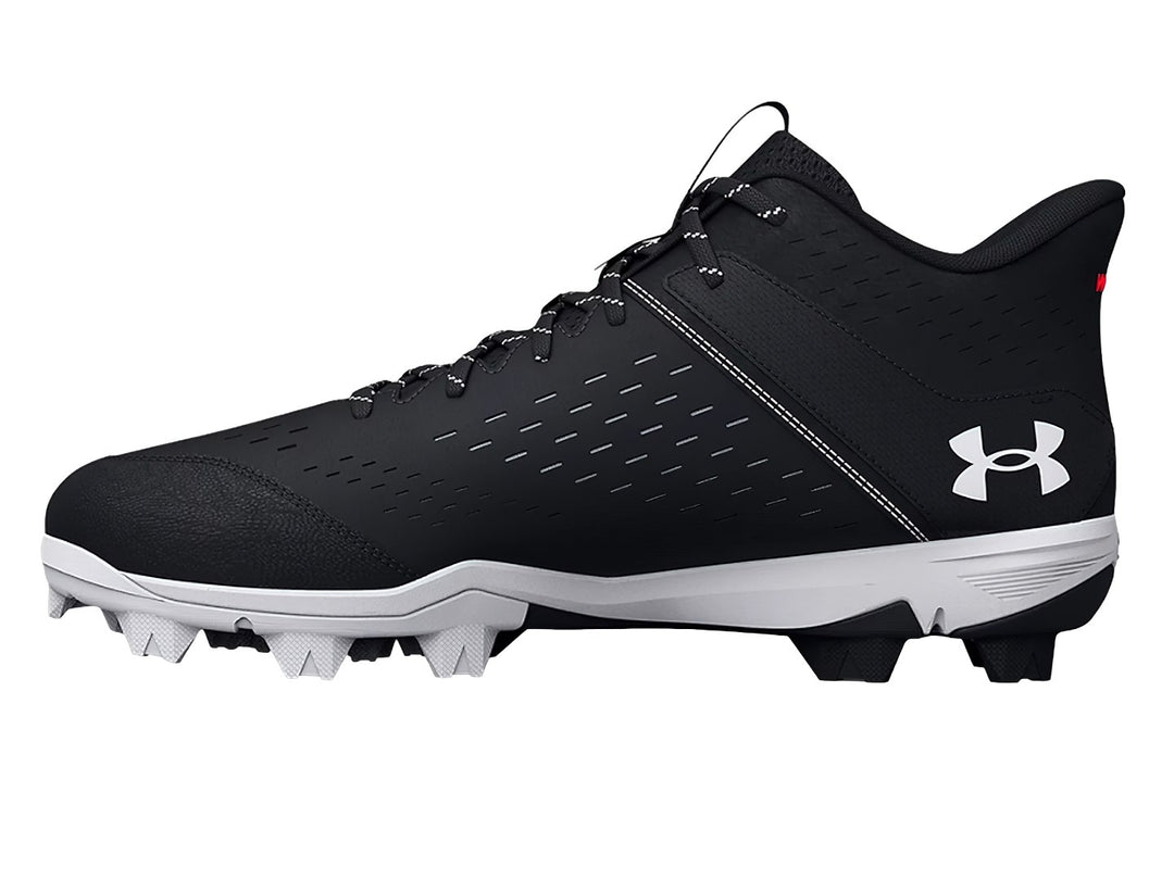 Zapato deportivo Under Armour Lead Off Mid en color negro con suela gris y logo blanco lateral.
