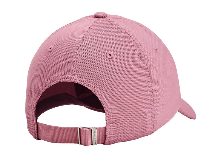 Gorra deportiva Under Armour de color rosa con logotipo blanco frontal y visera curva.