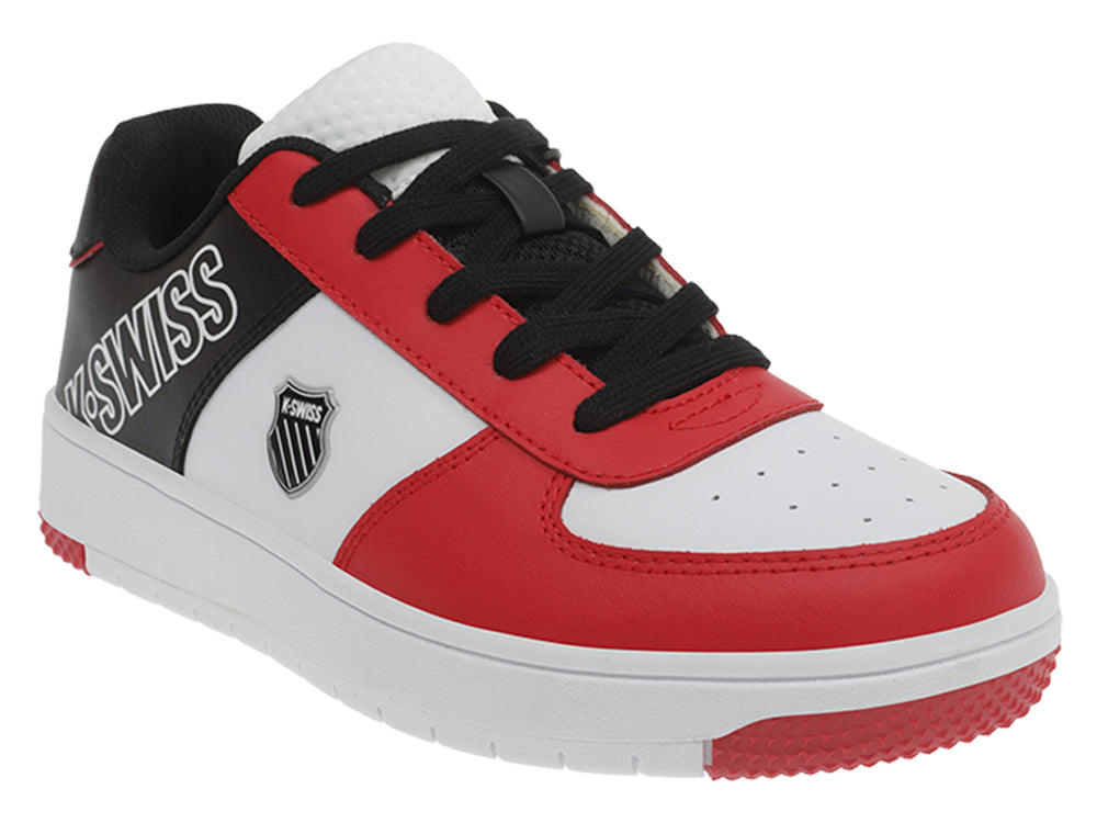 Tenis deportivos K-Swiss para niños en colores blanco, rojo y negro con suela blanca.