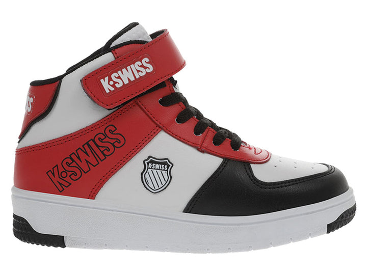 Tenis K-Swiss infantiles color blanco, rojo y negro, diseño de bota con cierre de agujetas y correa.