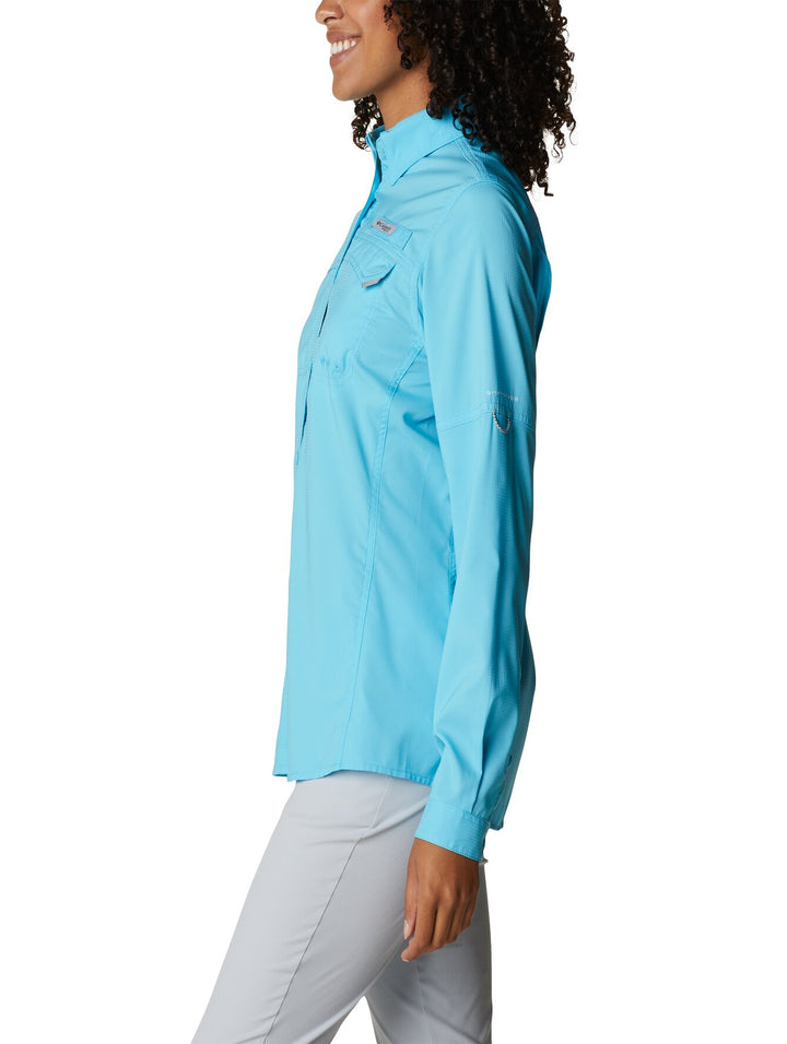 Camisa Columbia de manga larga en color azul claro Atoll con bolsillos frontales.