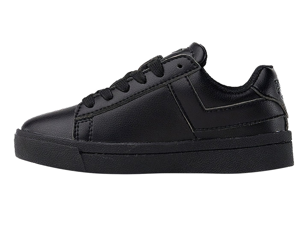 Tenis deportivos PONY color negro total con cordones y suela plana.