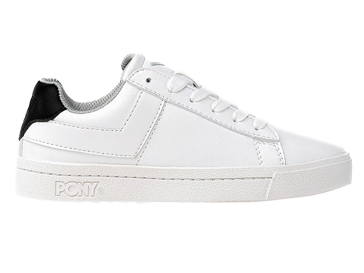 Tenis PONY blancos con detalle negro en el talón y suela blanca.