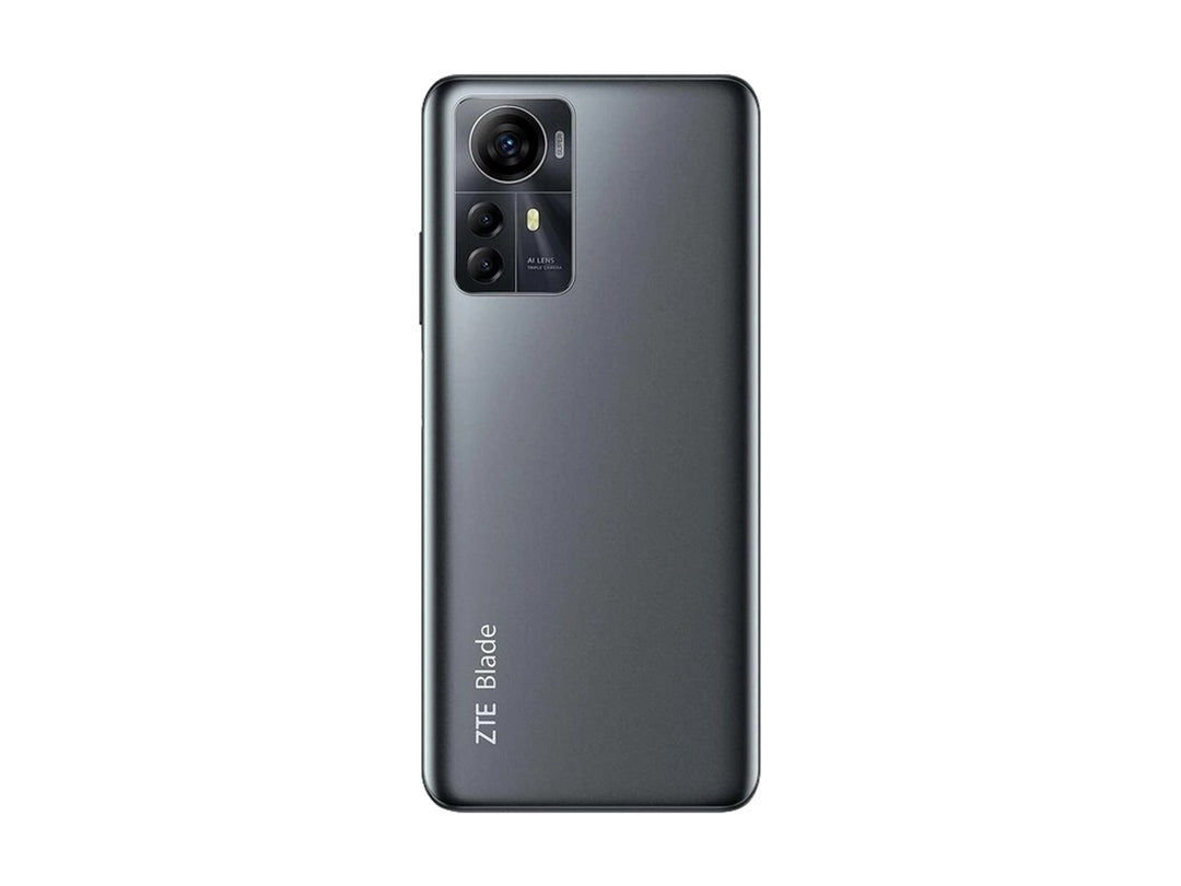 Vista posterior de un smartphone ZTE Blade en color gris con módulo de cámara trasera.