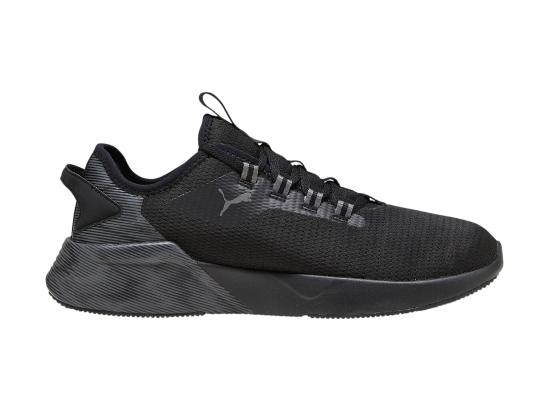 Tenis deportivos PUMA Retaliate 2 Hyperwave en color negro y gris oscuro con tejido transpirable.