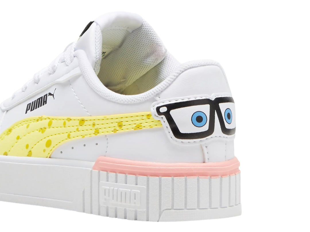 Tenis PUMA blancos con detalles amarillos y rosas, diseño de Bob Esponja para Niño.