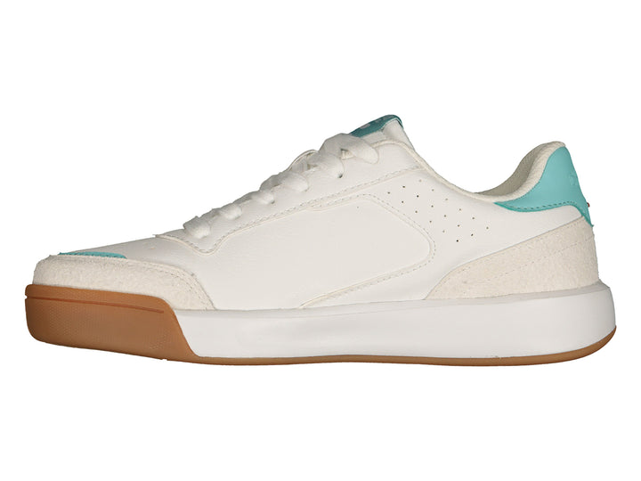 Tenis deportivos Charly color blanco con detalles en aqua y suela color café.