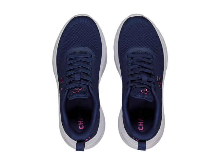 Tenis deportivos Charly en color azul marino con suela blanca y detalles en rosa.