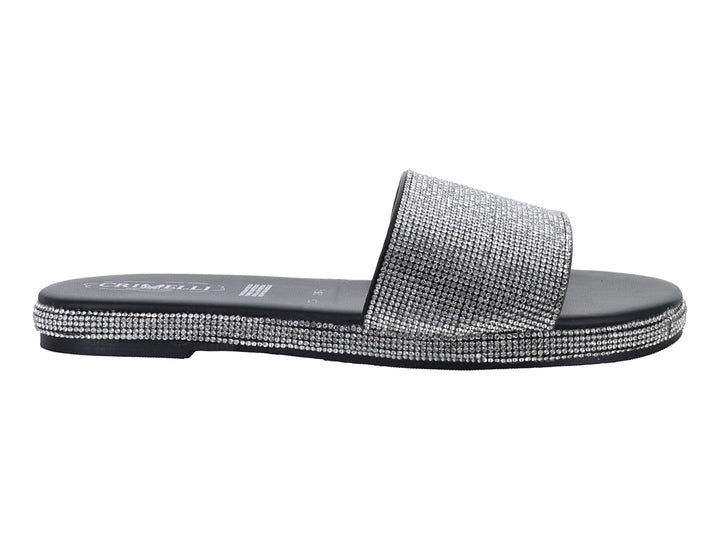Sandalia negra para mujer con banda superior y borde decorados con brillantes plateados.
