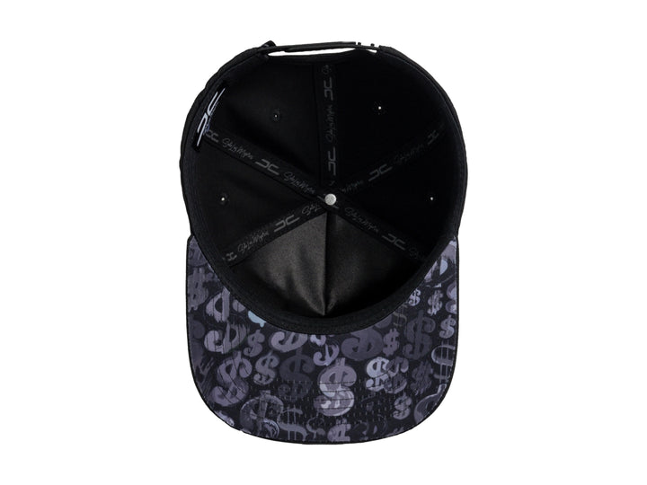 Gorra snapback color negro con bordado frontal y detalle lateral en gris de la marca JC HATS.