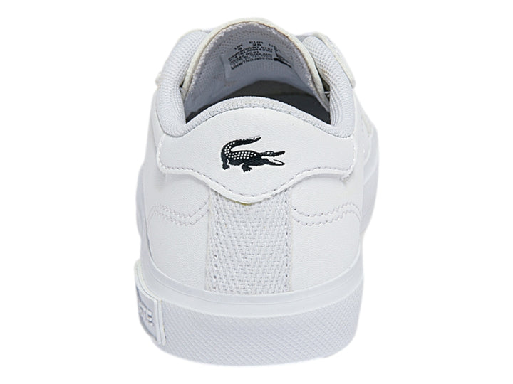 Tenis Lacoste Powercourt color blanco con logotipo de cocodrilo verde en el lateral y suela blanca.
